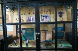 56. [30/08/60] นักศึกษาโปรแกรมวิชาการประถมศึกษา ชั้นปีที่ 4 รหัส 57 ศึกษาดูงานแหล่งเรียนรู้ทางวัฒนธรรม จังหวัดพิษณุโลก